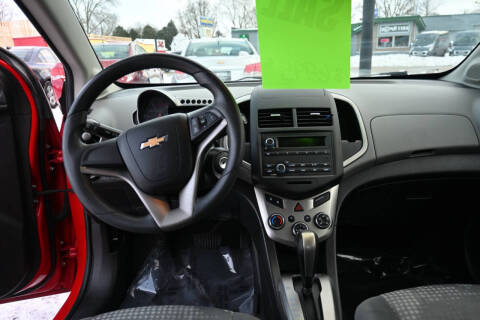 2014 Chevrolet Sonic LS Auto