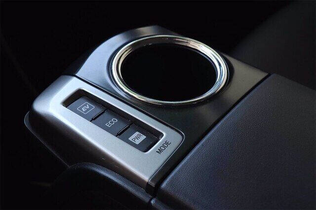 2017 Toyota Prius v Two