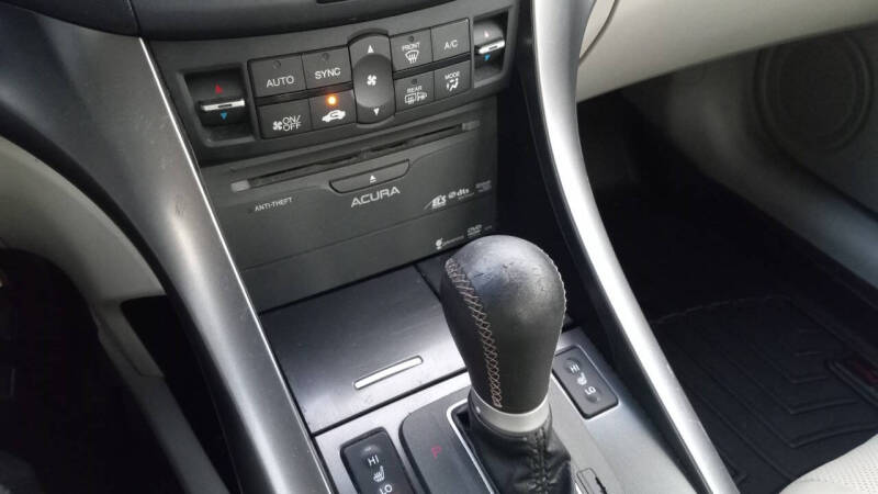 2011 Acura TSX V-6 w/Tech