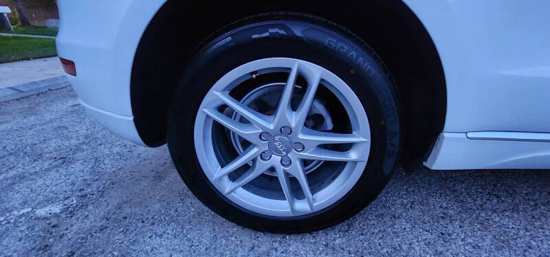 2016 Audi Q5 2.0T quattro Premium Plus