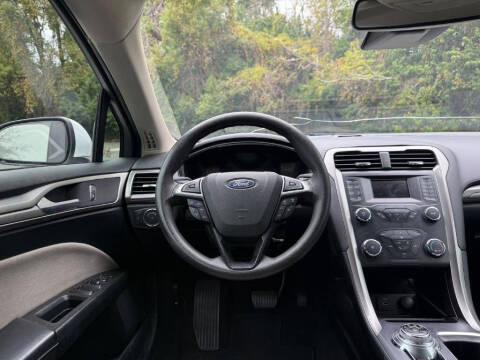2019 Ford Fusion S