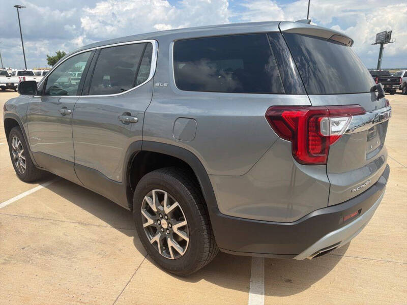 2023 GMC Acadia SLE