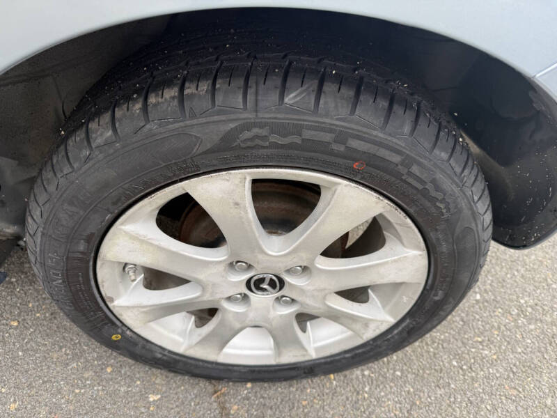 2013 Mazda MAZDA2 Touring