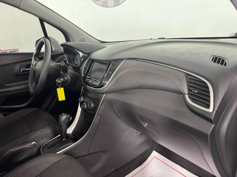 2022 Chevrolet Trax LS