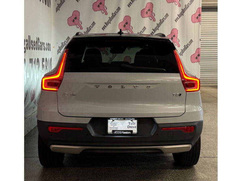 2021 Volvo XC40 T5 R-Design