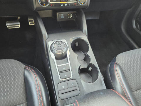 2023 Ford Escape ST-Line