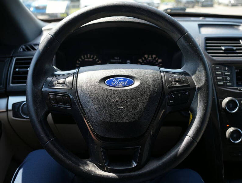 2019 Ford Explorer