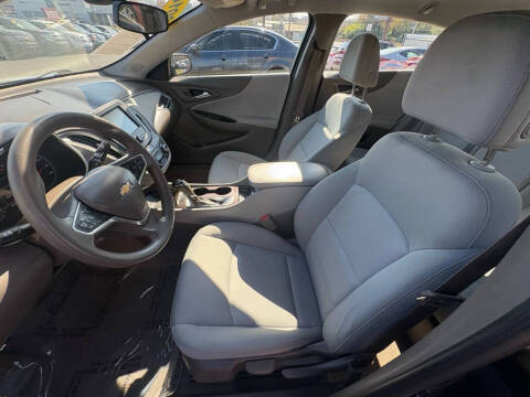 2018 Chevrolet Malibu LS