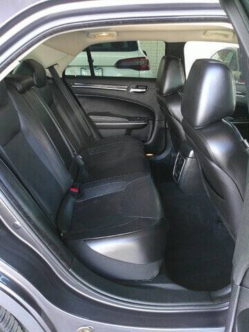 2019 Chrysler 300 Limited