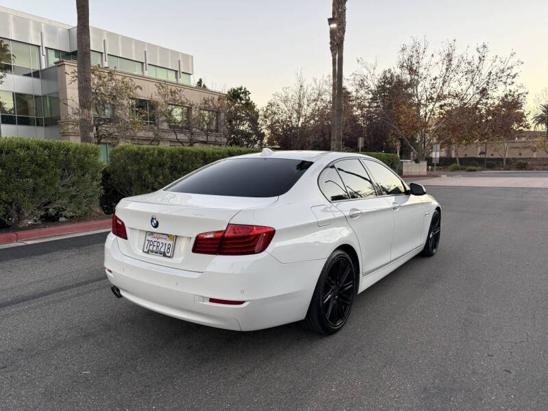 2016 BMW 5 Series 528i