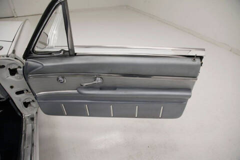 1962 Ford Thunderbird