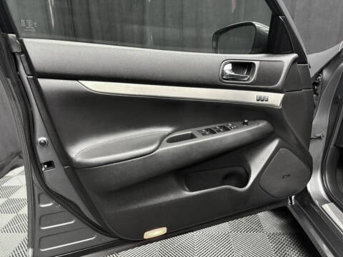 2013 Infiniti G37 Sedan x