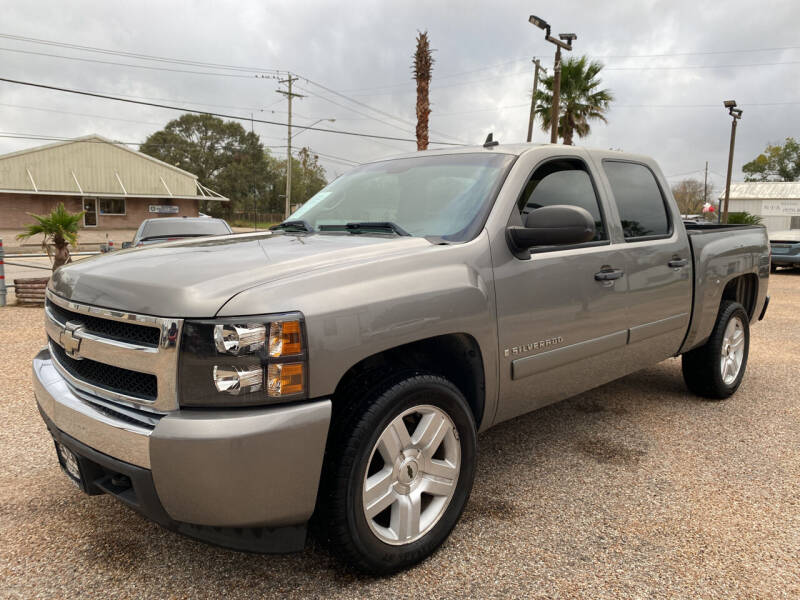 2007 Chevrolet Silverado 1500 for sale at M & M Motors in Angleton TX