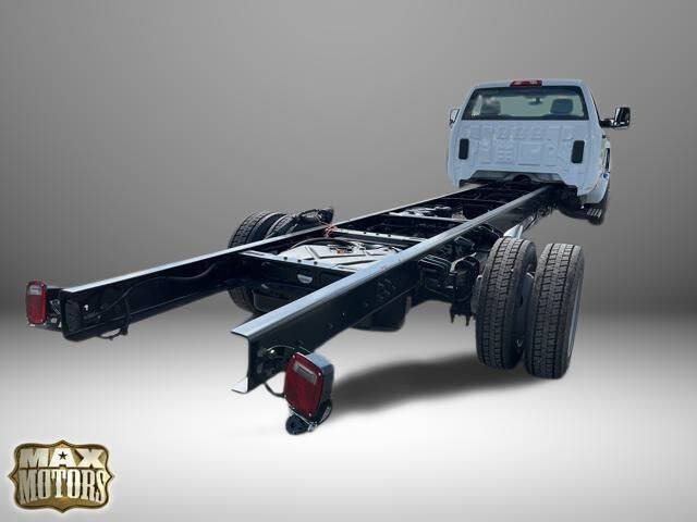 2023 Chevrolet Silverado 6500HD