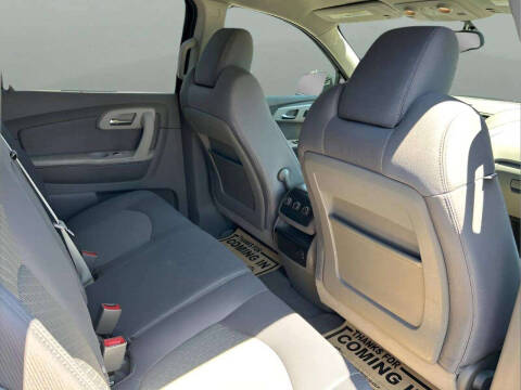 2012 Chevrolet Traverse LS