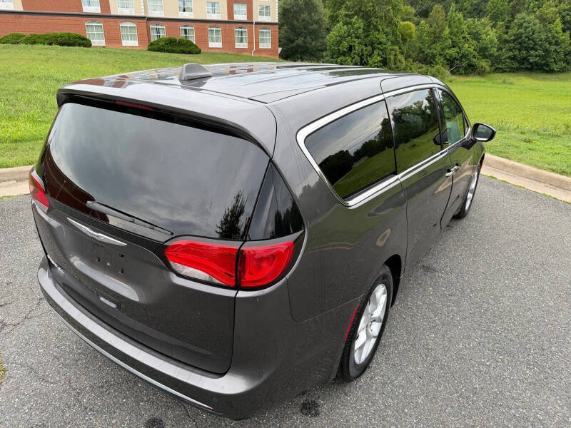 2017 Chrysler Pacifica Touring Plus