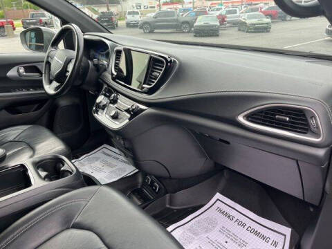 2021 Chrysler Pacifica Touring L
