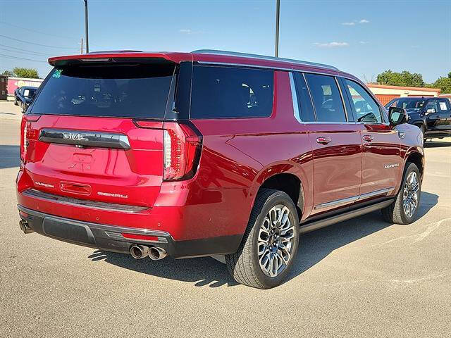 2023 GMC Yukon XL Denali Ultimate