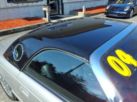 2004 Ford Thunderbird Deluxe