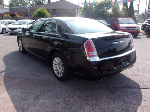 2013 Chrysler 300