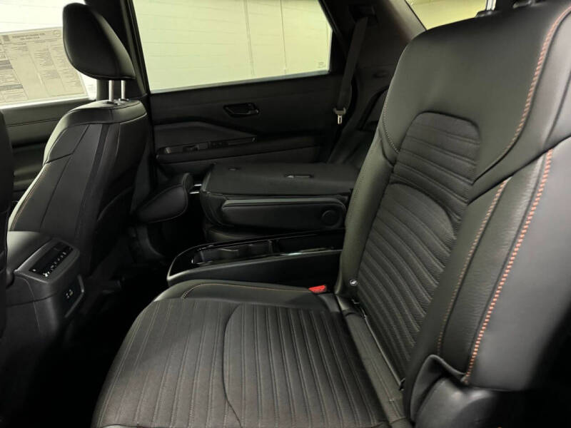 2025 Nissan Pathfinder Rock Creek