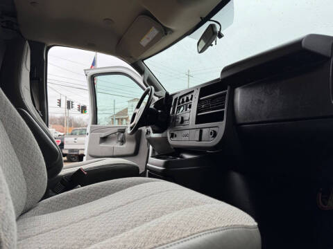 2019 Chevrolet Express 2500
