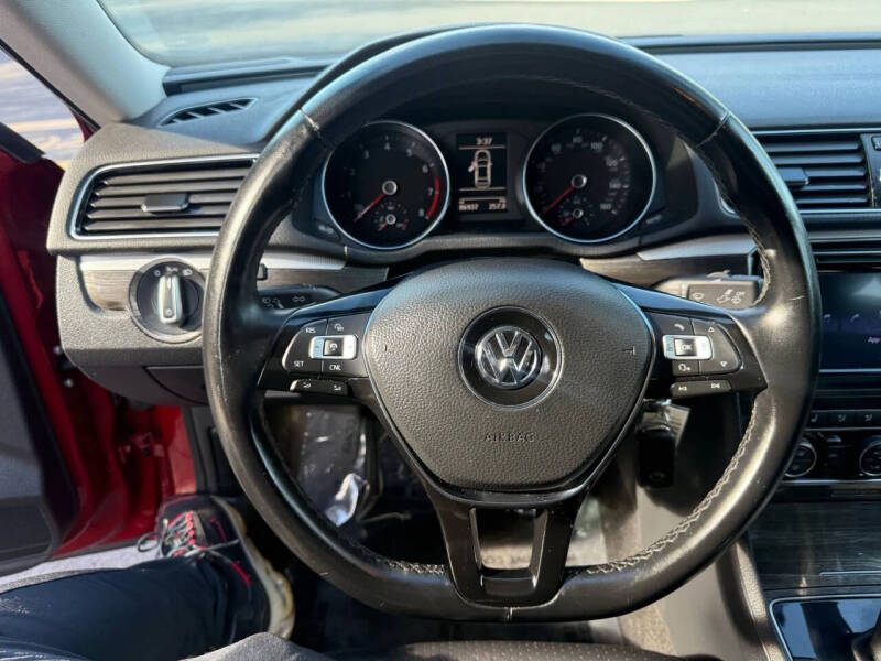 2016 Volkswagen Passat