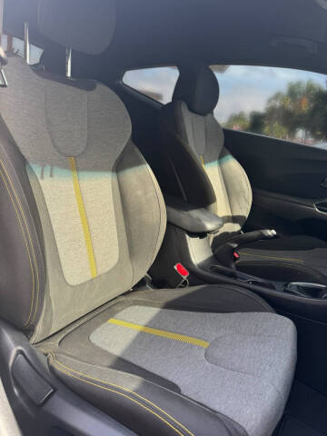 2020 Hyundai Veloster Turbo Ultimate