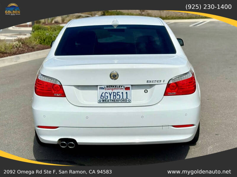 2009 BMW 5 Series 528i