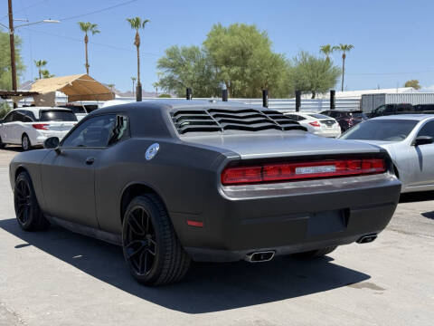 2014 Dodge Challenger SXT