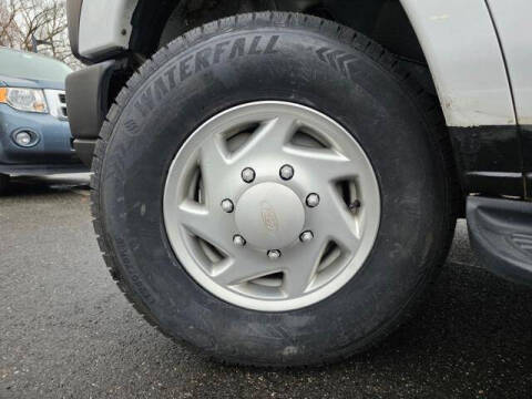 2013 Ford E-Series E-250