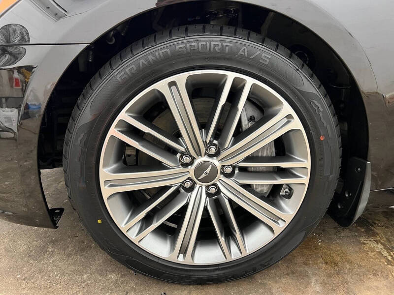 2018 Genesis G80