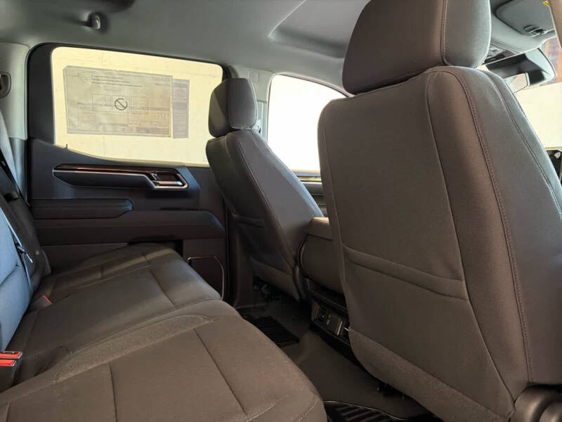 2026 GMC Sierra 1500 Elevation Standard