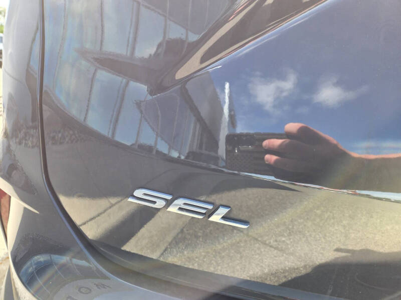 2021 Ford Edge SEL