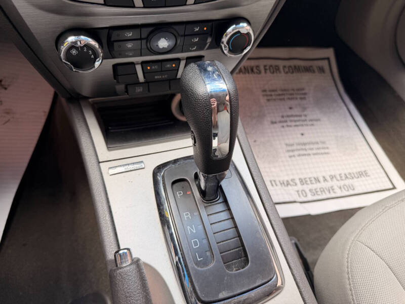 2012 Ford Fusion SE