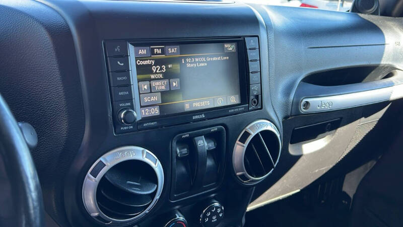 2013 Jeep Wrangler Sahara