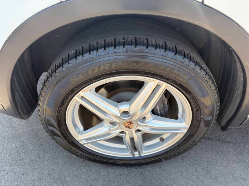 2013 Porsche Cayenne