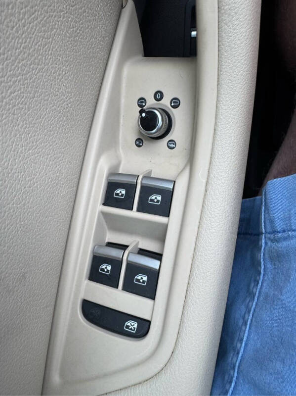 2017 Audi A4 2.0T quattro Premium Plus