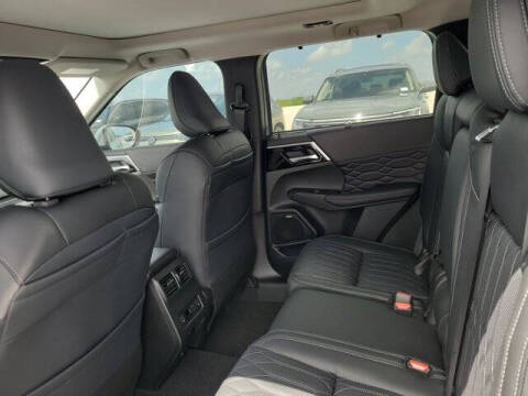 2026 Mitsubishi Outlander SEL