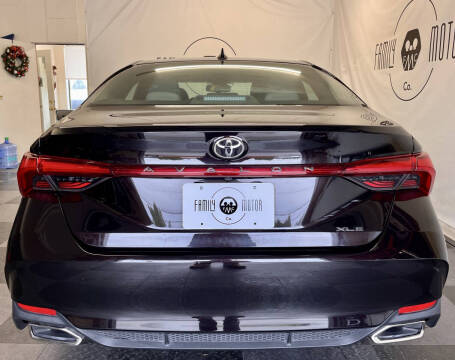 2019 Toyota Avalon XLE