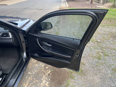 2017 BMW 3 Series 320i xDrive