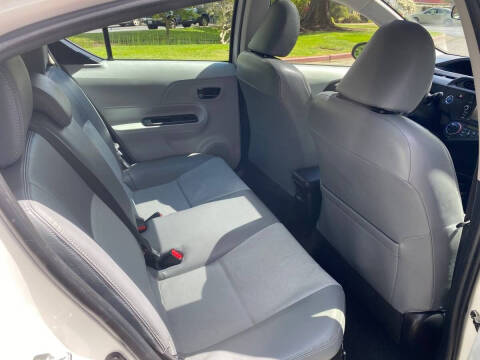 2012 Toyota Prius c Four