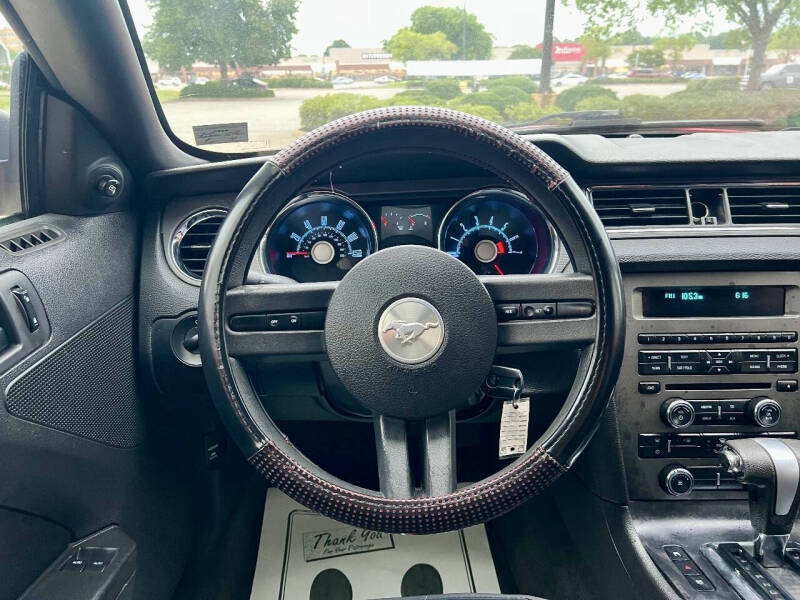 2010 Ford Mustang V6 Premium