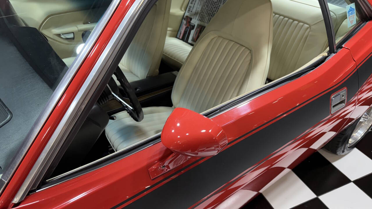 1972 Plymouth Barracuda 35