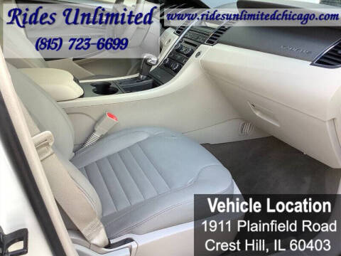 2011 Ford Taurus SE