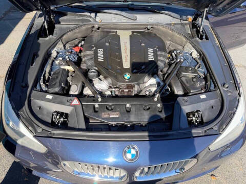 2012 BMW 5 Series 550i xDrive Gran Turismo