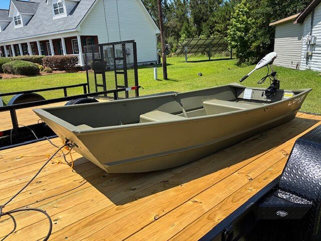 2025 Lowe Boats L1032 Jon