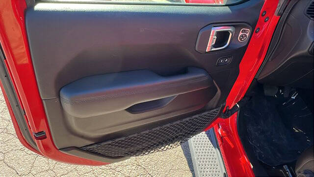 2019 Jeep Wrangler Unlimited Sahara Altitude