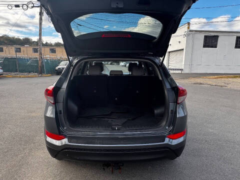 2017 Hyundai Tucson SE