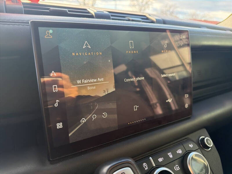 2022 Land Rover Defender